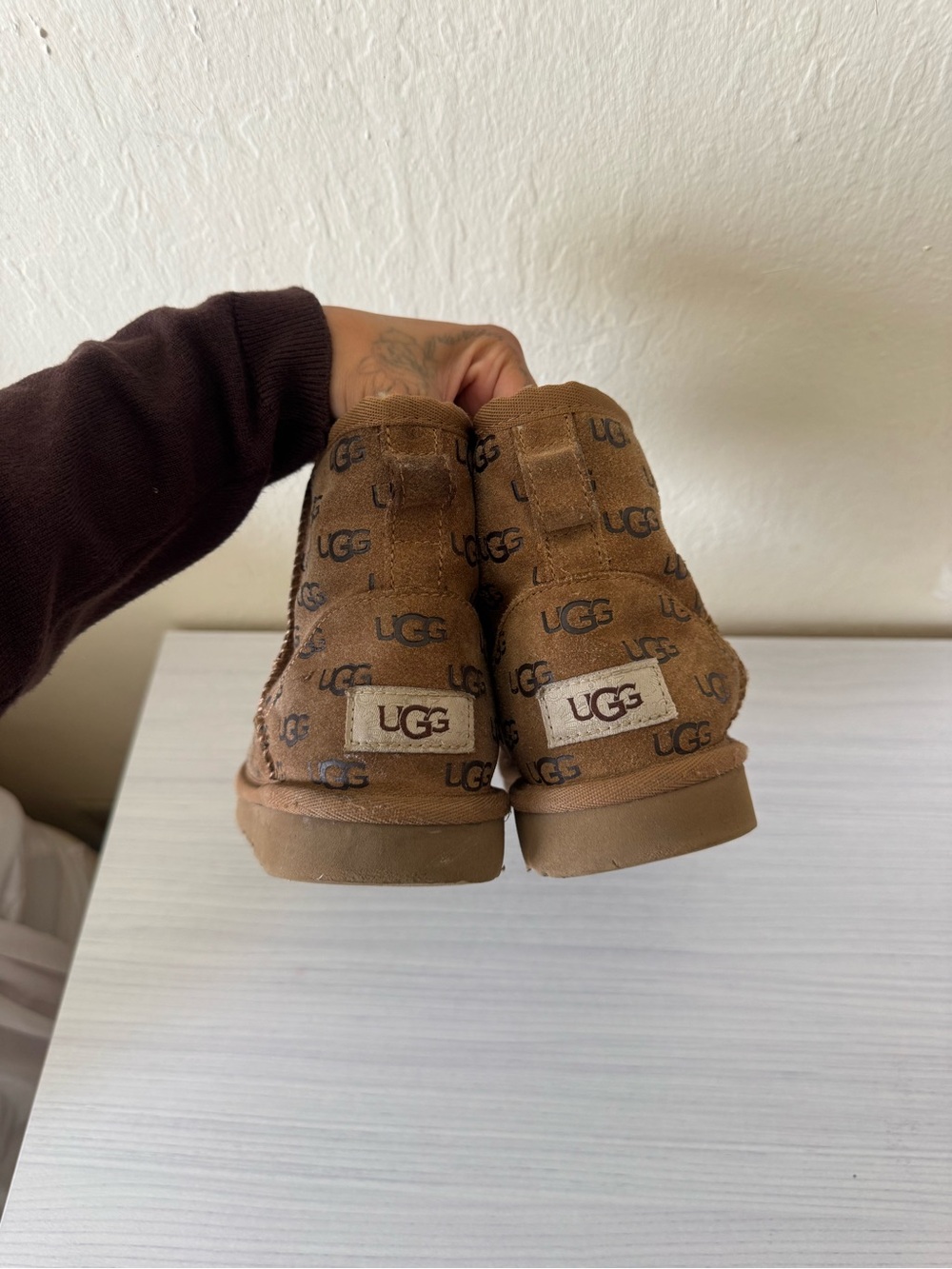UGG Classic Mini II Logo Print Chestnut Sheepskin Winter Boots Women’s US 3
